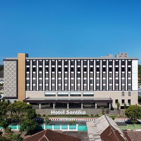 Hotel Santika Blitar Bagian luar foto