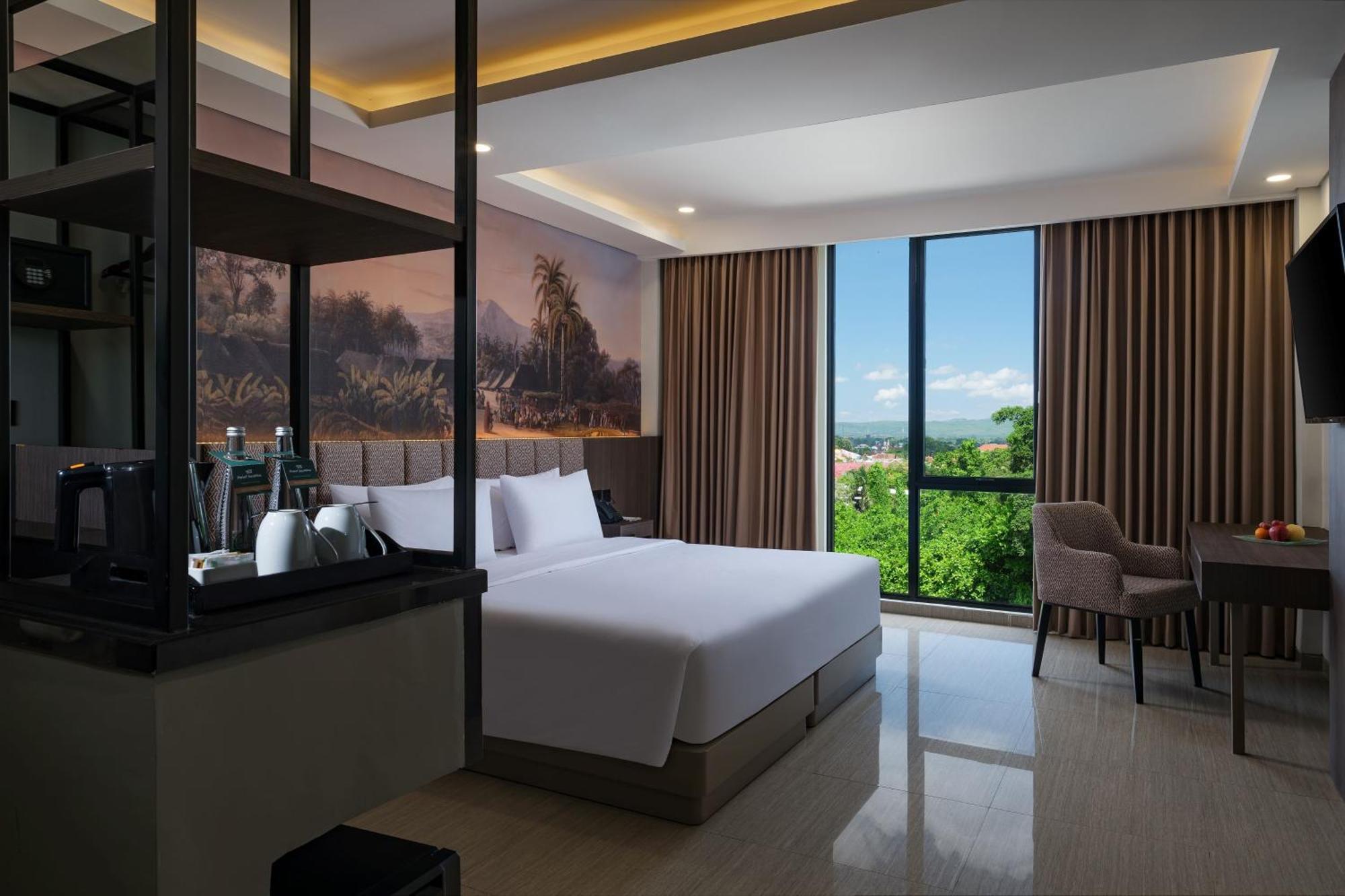 Hotel Santika Blitar Bagian luar foto